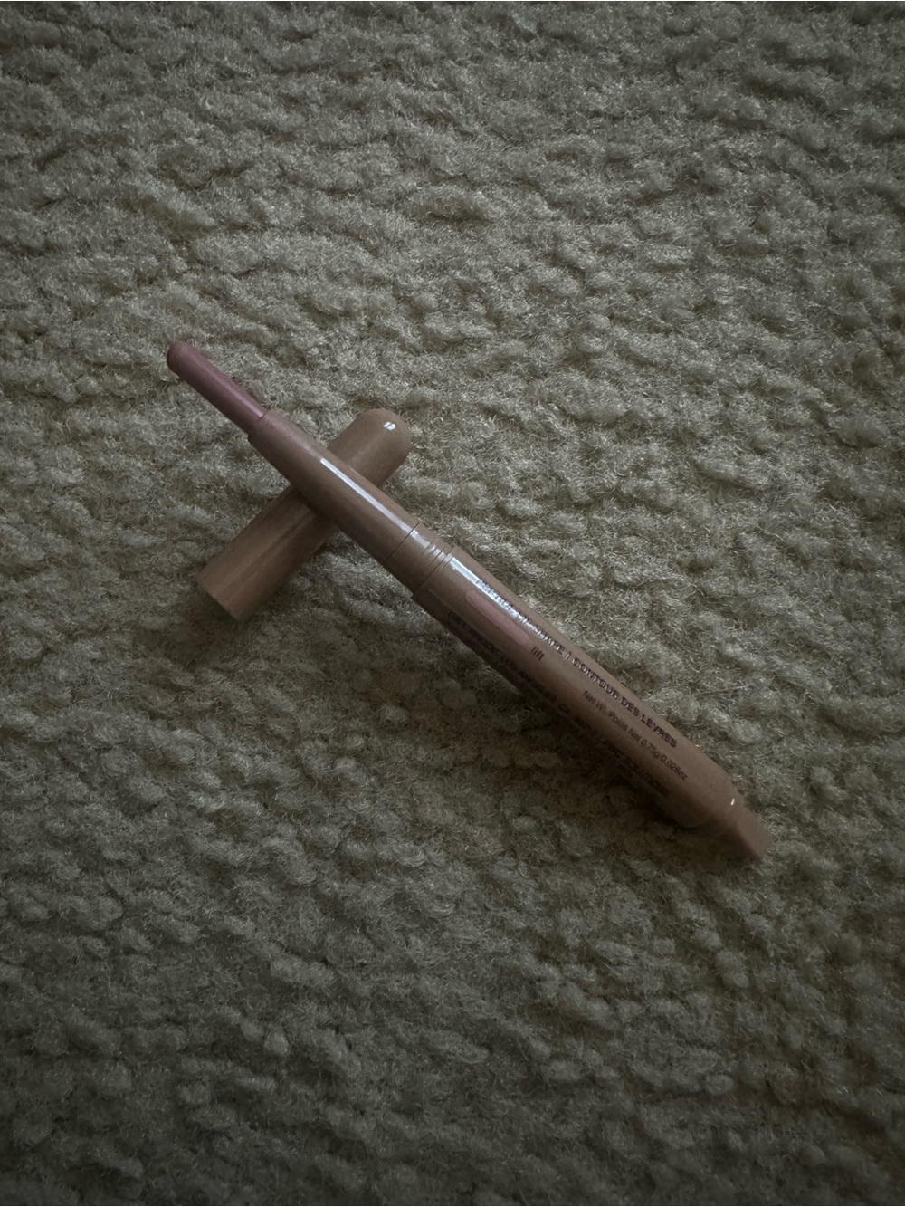 RHODE Lip Shape- Lift